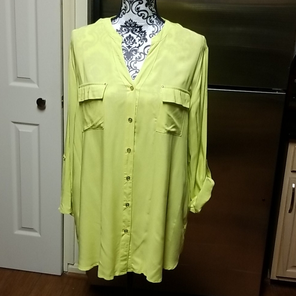 Signature Studio Blouse - Picture 3 of 8